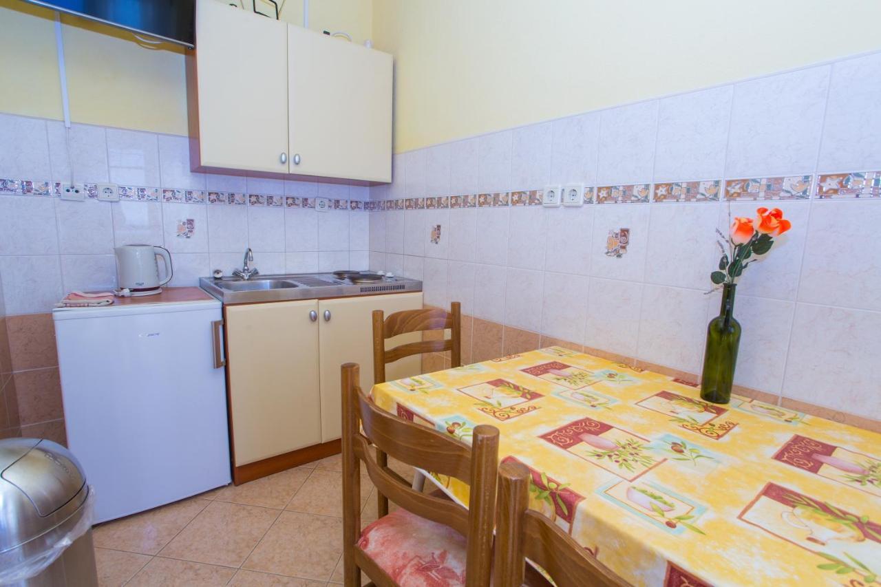 Apartments With A Parking Space Baska Voda, Makarska - 6761 외부 사진