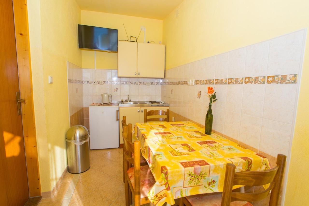 Apartments With A Parking Space Baska Voda, Makarska - 6761 외부 사진